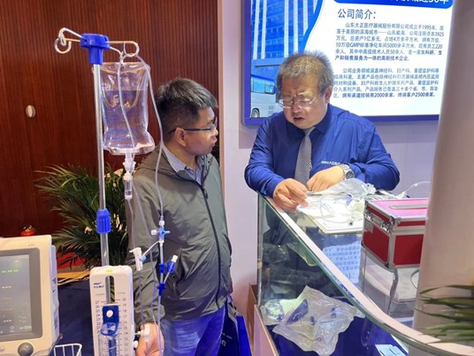 图片19.jpg 图片19.jpg